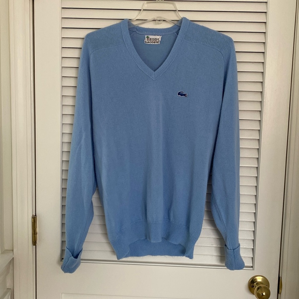 IZOD LACOSTE Light Blue V neck Sweater. Large. Made in USA. VTG